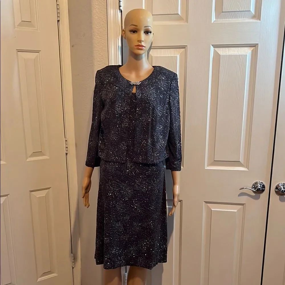 Alex Evening  Gray Knee Length Sparkling Dress & 3/4 Sleeve Jacket Set Sz 10